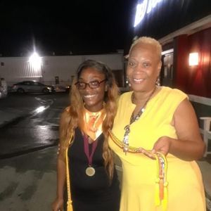 Meet your Posher, Angela